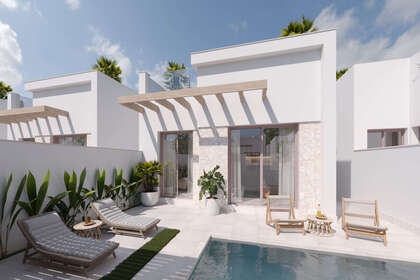 Cluster house for sale in Roldan, Murcia. 