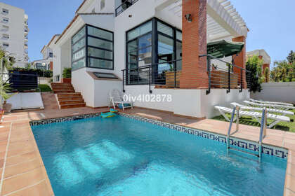 Cluster house for sale in Benalmádena, Málaga. 