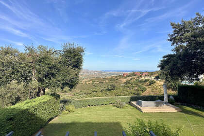 Apartment for sale in Ojén, Málaga. 