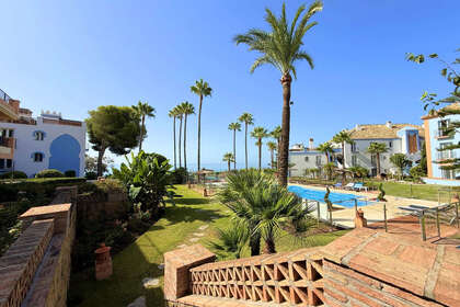 Apartment for sale in Casares, Málaga. 