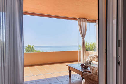 House for sale in Estepona, Málaga. 