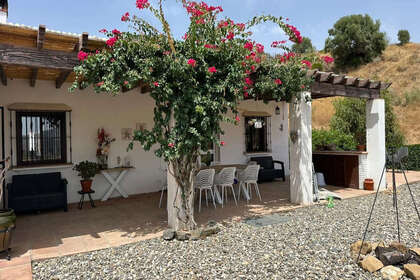 Cluster house for sale in Alora, Málaga. 