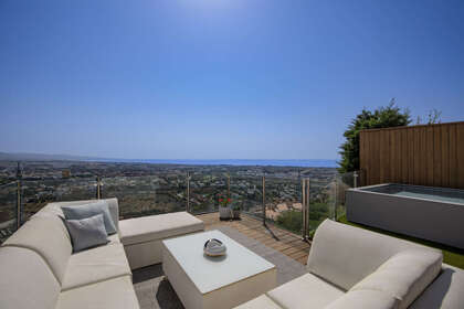 House for sale in Benahavís, Málaga. 