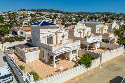 Cluster house for sale in Calpe/Calp, Alicante. 