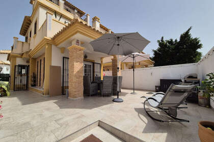 Cluster house for sale in Orihuela, Alicante. 