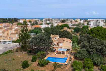 Cluster house for sale in Dénia, Alicante. 