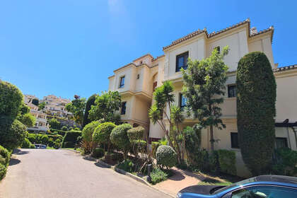 Apartment for sale in Benahavís, Málaga. 