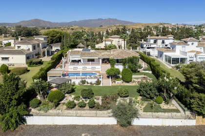 Cluster house for sale in Mijas Golf, Málaga. 