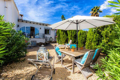 Cluster house for sale in Moraira, Alicante. 