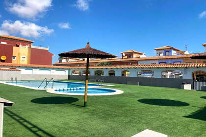 House for sale in La Siesta, Torrevieja, Alicante. 