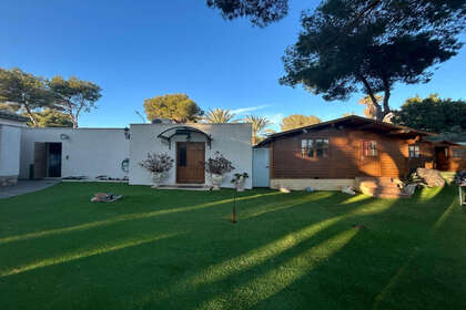 Cluster house for sale in Orihuela-Costa, Alicante. 