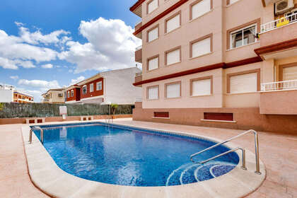 Apartment for sale in Algorfa, Alicante. 
