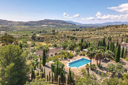 Cluster house for sale in Alora, Málaga. 