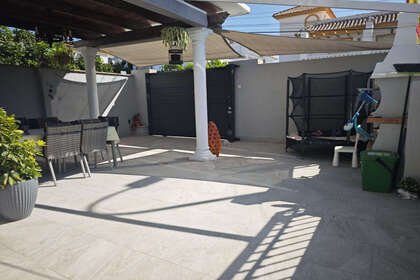 House for sale in Benalmádena, Málaga. 