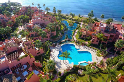 Apartment for sale in Puerto Banús, Marbella, Málaga. 