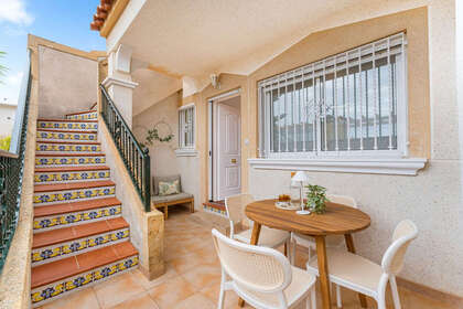 Cluster house for sale in Villamartín, Alicante. 