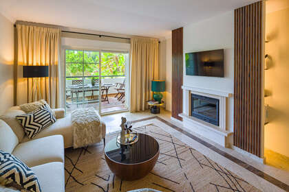 Apartment for sale in Puerto Banús, Marbella, Málaga. 