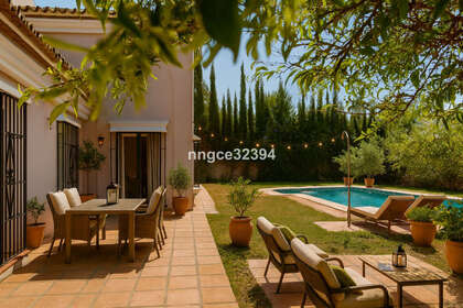 Cluster house for sale in Sotogrande, Cádiz. 
