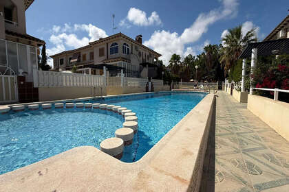 Cluster house for sale in Torrevieja, Alicante. 