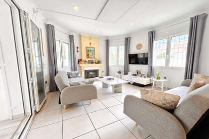 Cluster house for sale in Dénia, Alicante. 