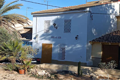 Ranch for sale in Yecla, Murcia. 