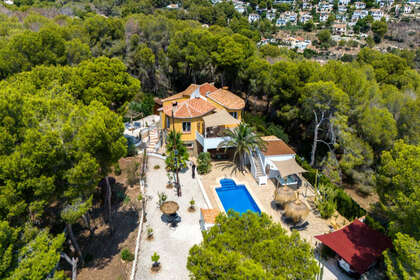 Cluster house for sale in Benissa, Alicante. 