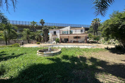 Cluster house for sale in Nueva andalucia, Málaga. 