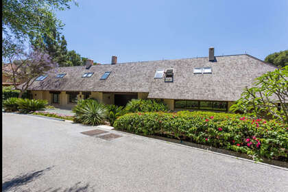 Cluster house for sale in Río Real, Marbella, Málaga. 