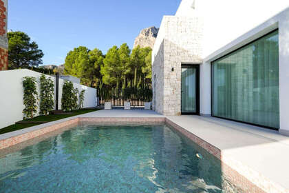 Cluster house for sale in Polop, Alicante. 
