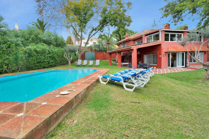 Cluster house for sale in Elviria, Marbella, Málaga. 