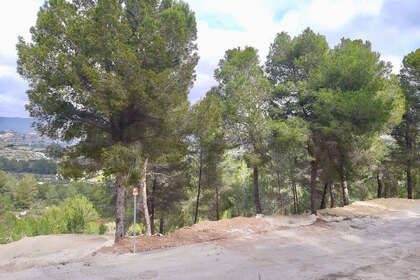 Plot for sale in Moraira, Alicante. 