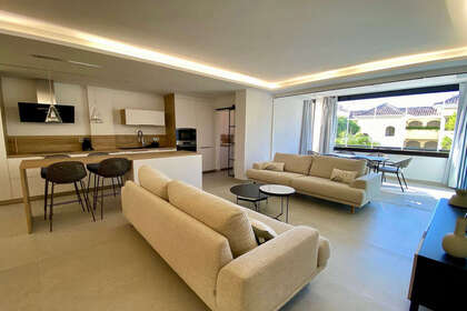 Apartamento venta en Elviria, Marbella, Málaga. 