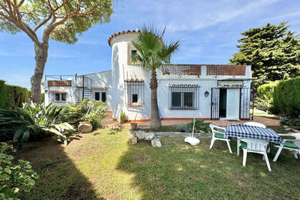 Cluster house for sale in Calahonda, Mijas, Málaga. 