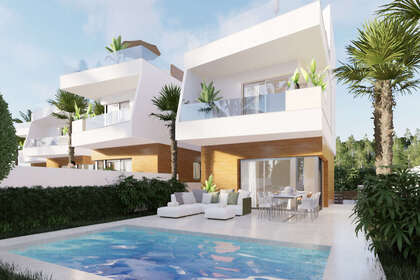 Cluster house for sale in Pilar de la Horadada, Alicante. 