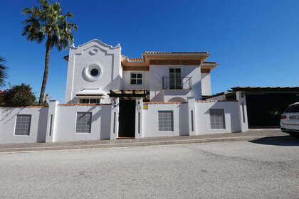 Cluster house for sale in Cala Del Moral, La, Málaga. 