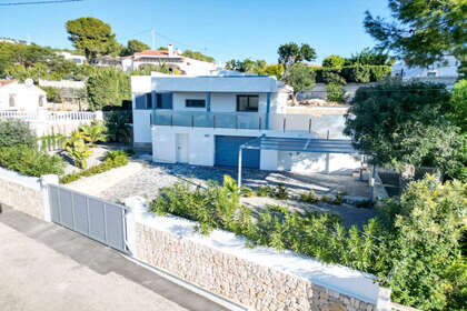 Cluster house for sale in Benissa, Alicante. 
