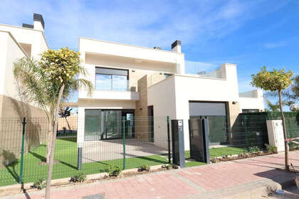 Cluster house for sale in Alcazares, Los, Murcia. 