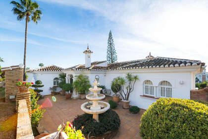 Cluster house for sale in Mijas Costa, Málaga. 