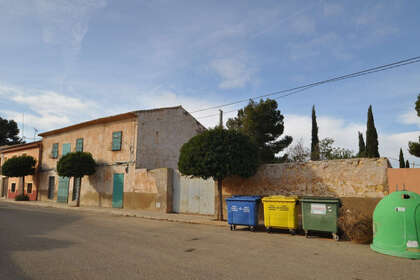 House for sale in Pinoso, Alicante. 