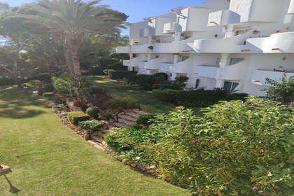 Apartment for sale in Calahonda, Mijas, Málaga. 