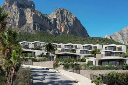 Cluster house for sale in Polop, Alicante. 