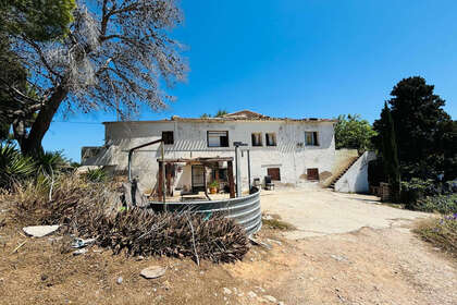 Cluster house for sale in Altea, Alicante. 