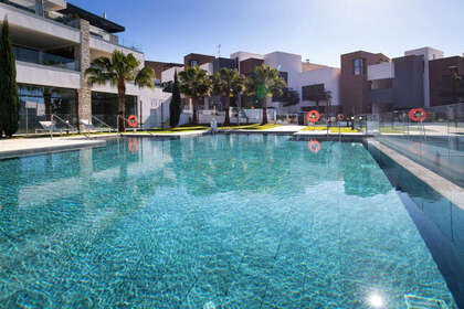 Apartment for sale in Puerto de Cabopino, Marbella, Málaga. 