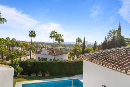 Cluster house for sale in Elviria, Marbella, Málaga. 