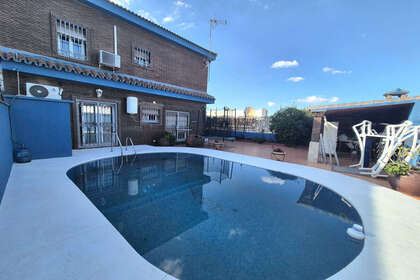 House for sale in Alhaurín el Grande, Málaga. 