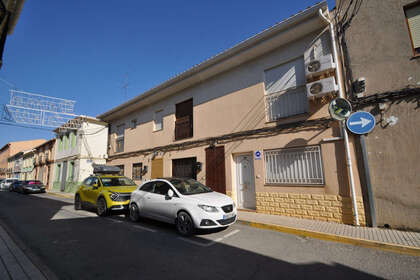 House for sale in Pinoso, Alicante. 