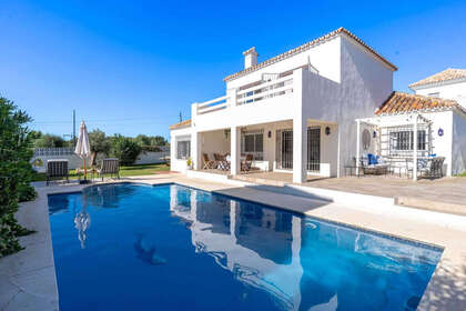 Cluster house for sale in San Pedro de Alcántara, Marbella, Málaga. 