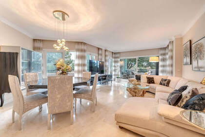 Apartamento venta en Elviria, Marbella, Málaga. 