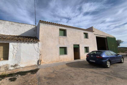 Ranch for sale in Yecla, Murcia. 