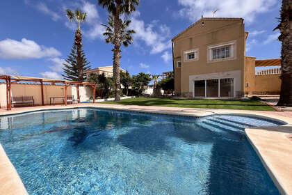 Cluster house for sale in Zenia, La, Alicante. 